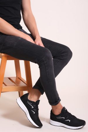 Black and White Unisex Sneaker