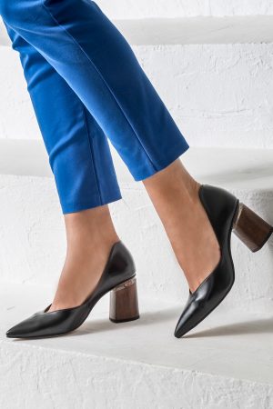 Women’s Black Shoes