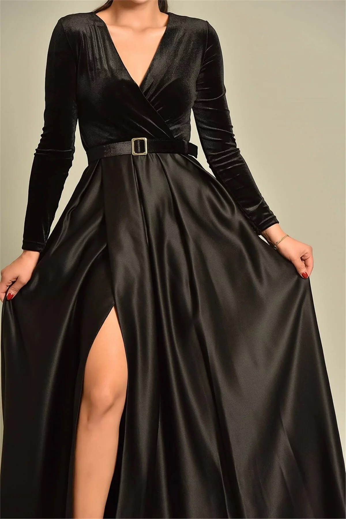 Long black sales velvet evening skirt