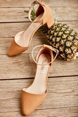 Women’s Brown Heeled Shoes
