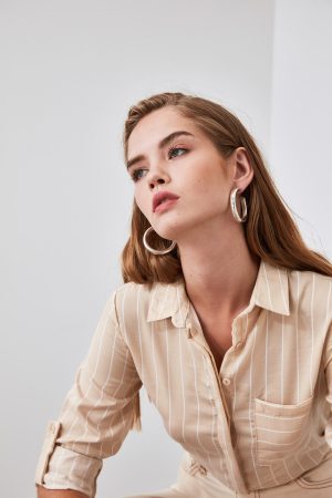 Women’s Beige Pocket Detailed Shirt