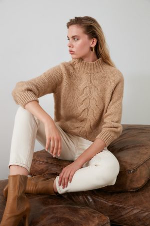 Women’s Beige Knit Detailed Sweater
