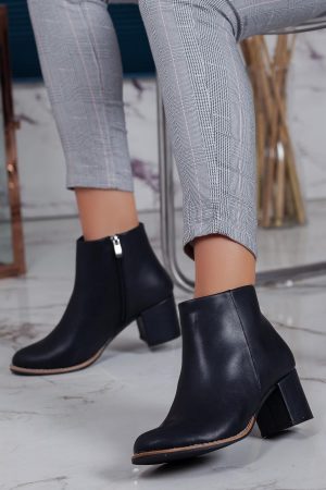 Women’s Black Heeled Boots