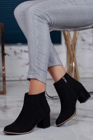 Women’s Matte Black Heeled Boots