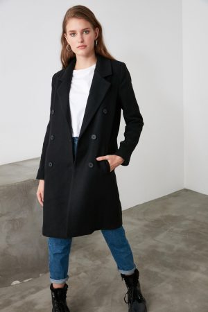 Women’s Black Button Closure Woolen Cachet Coat