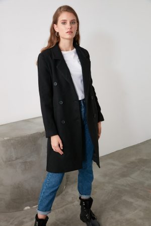 Women’s Black Button Closure Woolen Cachet Coat