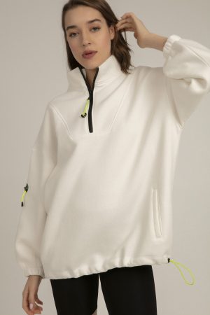 Women’s White Raised Oversize Sweatshirt