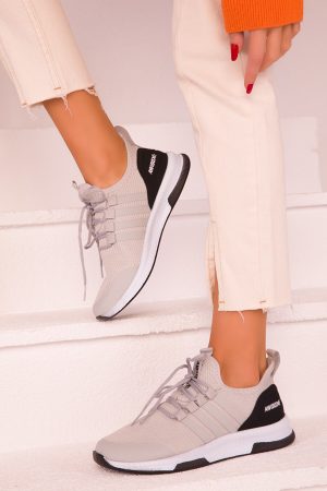 Women’s Light Gray Sneaker