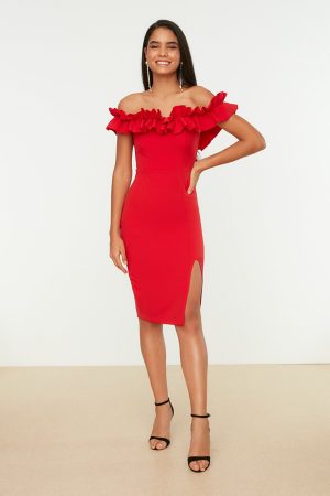 Women’s Red Collar Detailed Dress