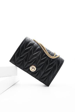 Women’s Gold Color Chain Black Shoulder Bag
