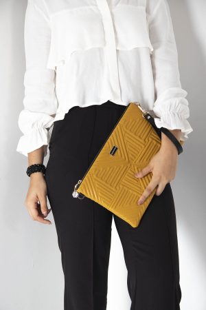 Women’s Mustard Single Compartment Portfolio