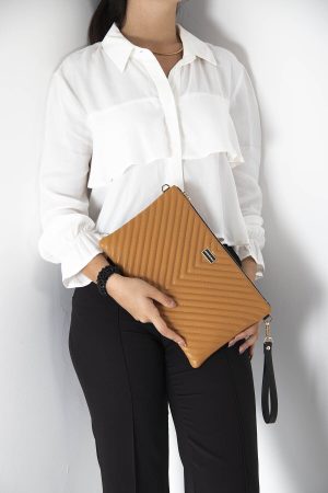 Women’s Brown Single Compartment Portfolio