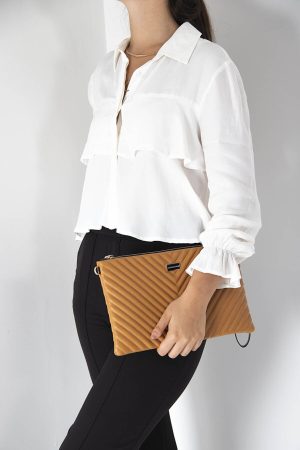 Women’s Brown Single Compartment Portfolio