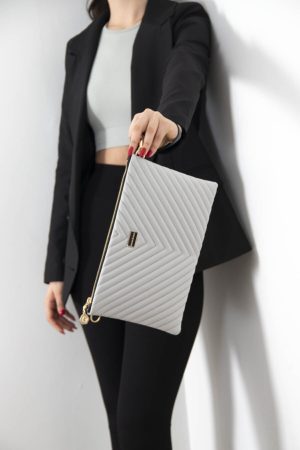 Women’s Gray Single Compartment Portfolio